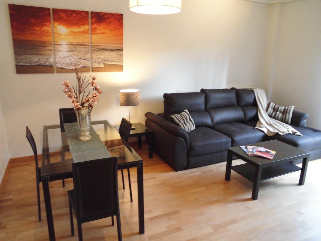 Apartamento Bellavista Leilighet Lardero Eksteriør bilde